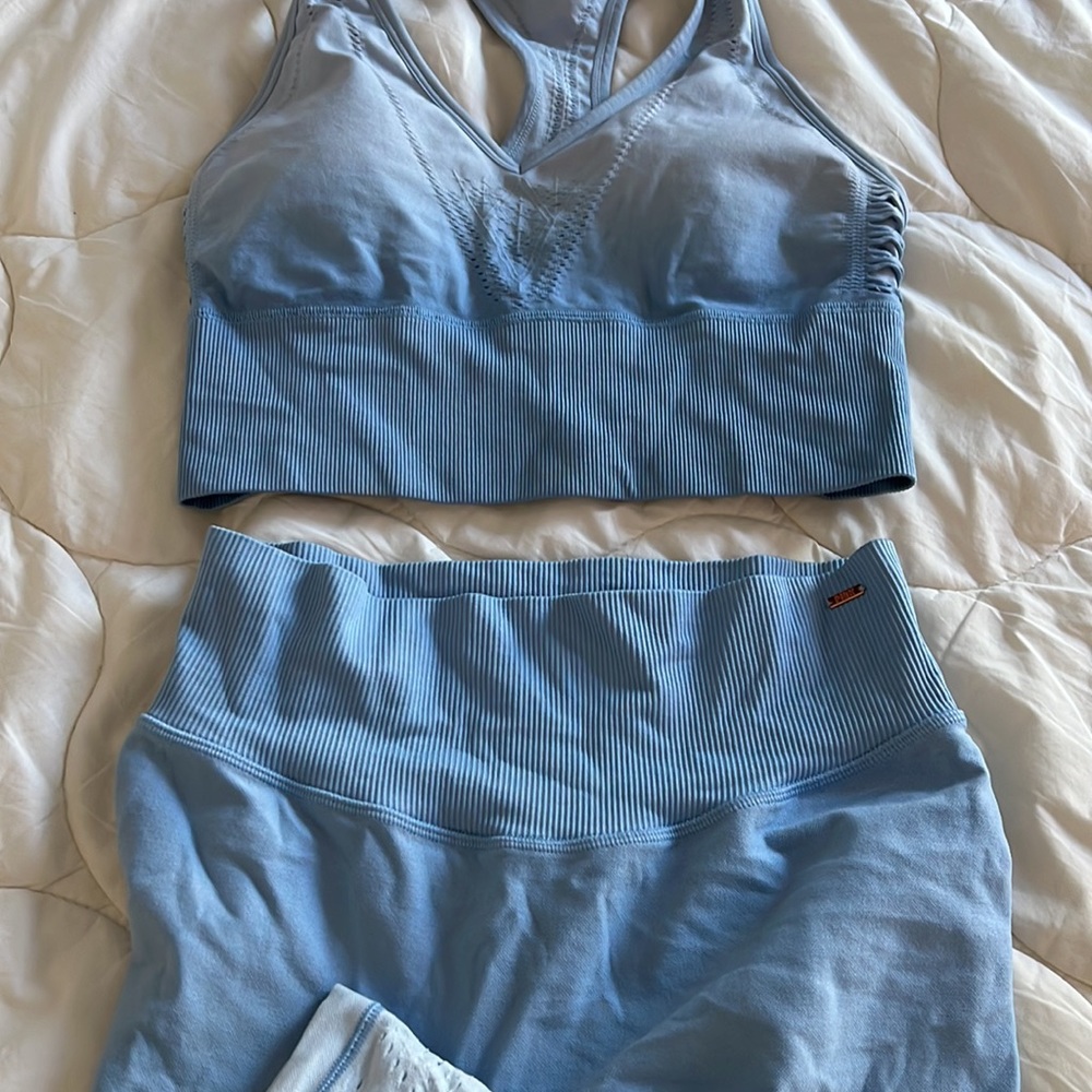 Victoria’s Secret Pink Sport Bra & Leggings
